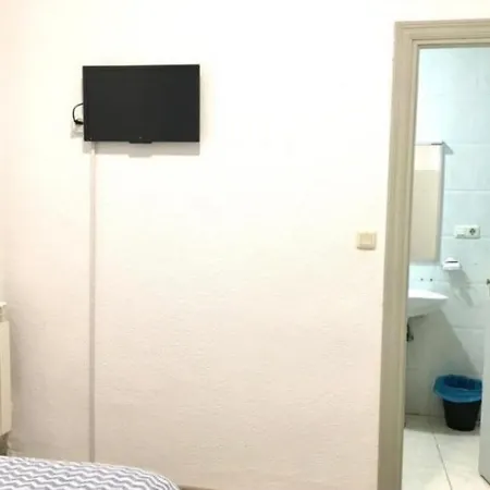 Auberge de jeunesse Hostal Montserrat